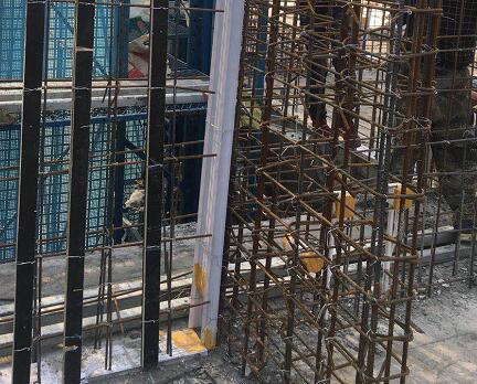 新疆竖向PVC拉缝板施工